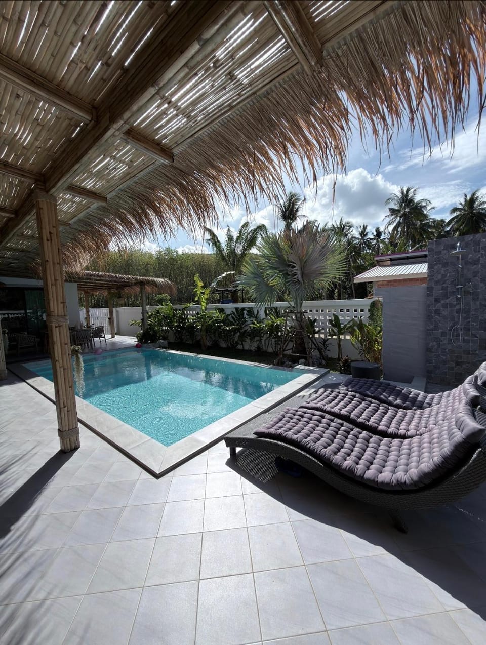 Summer villa Bed and Breakfast in Sala Dan