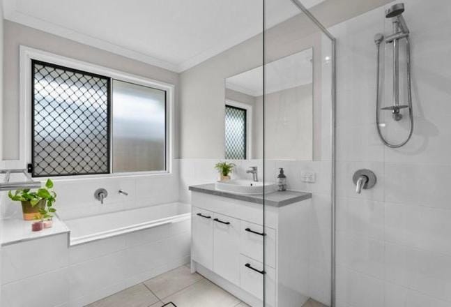3 Bedroom Home - Caboolture South House in Caboolture