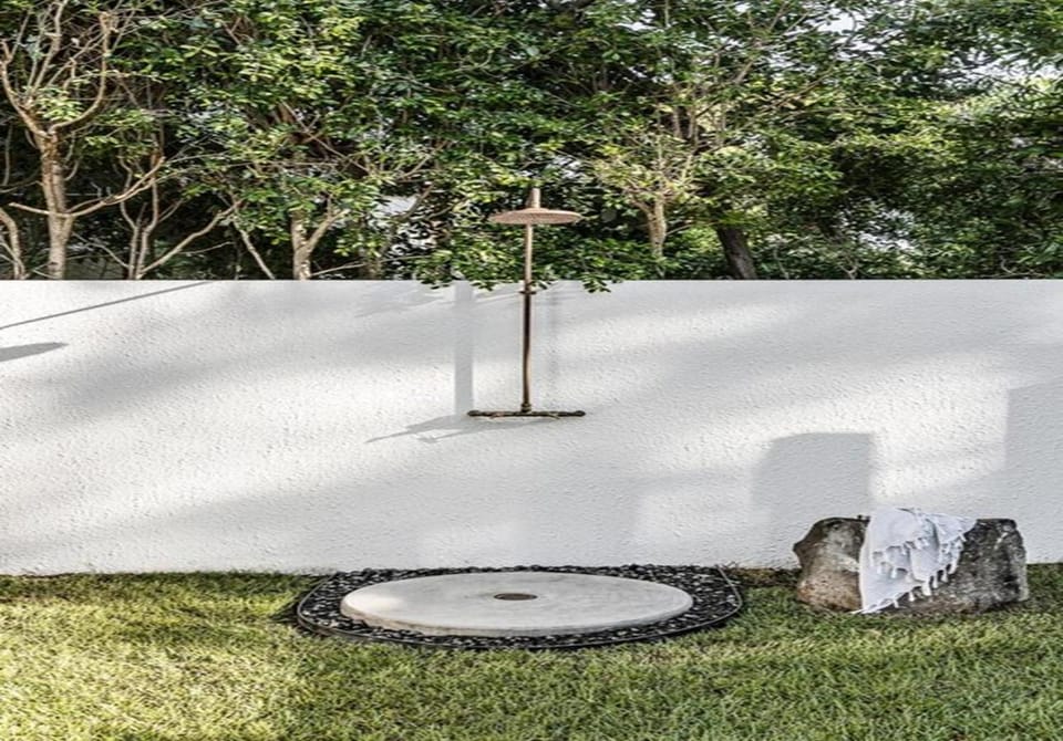 Shower, Garden view