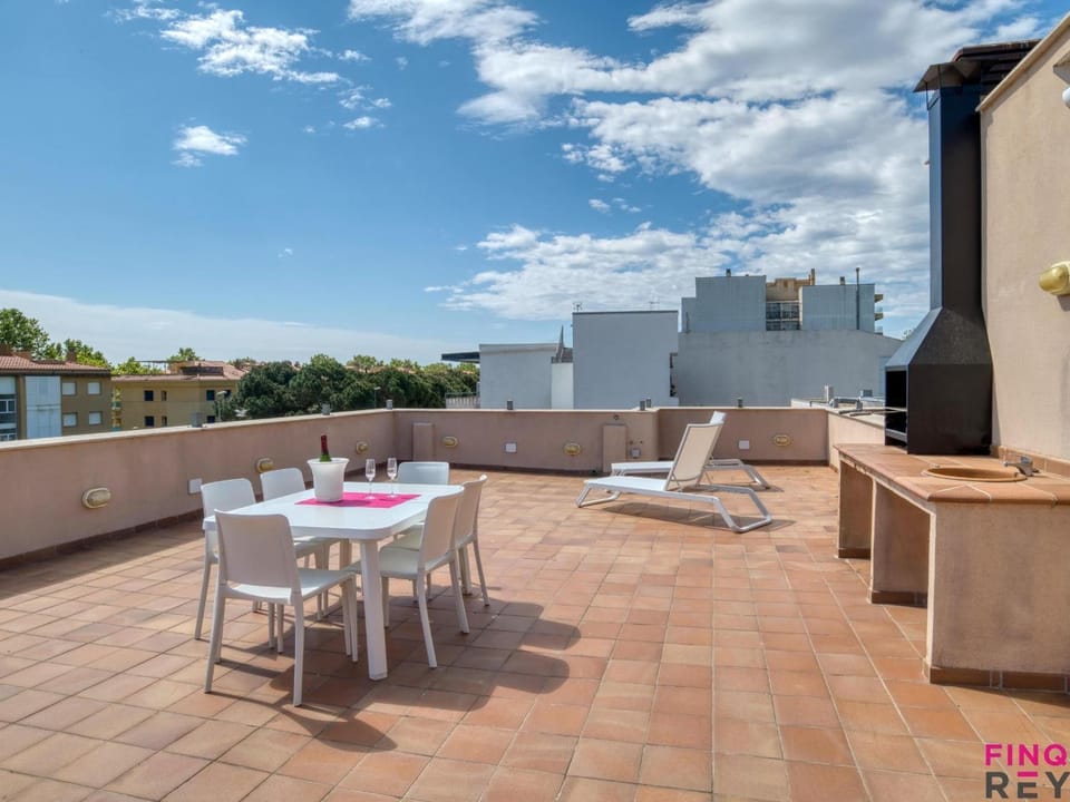 Dúplex en el centro de S'agaró con terraza y parking - ES-298-55 Apartment in S'Agaró