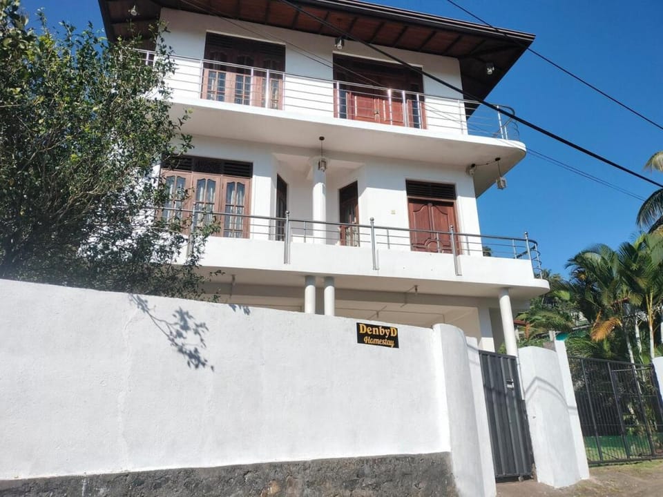 Property building, Balcony/Terrace