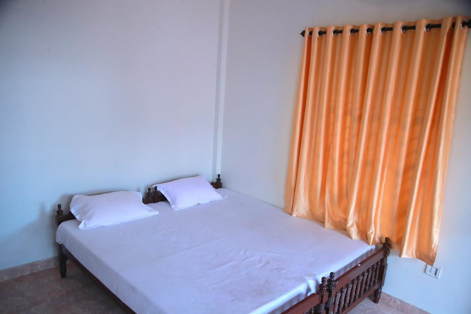 GreenValley Tourist Home Hotel in Thiruvananthapuram