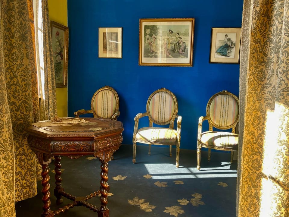 Living room, Other, Decorative detail, Seating area, Bedroom, furniture