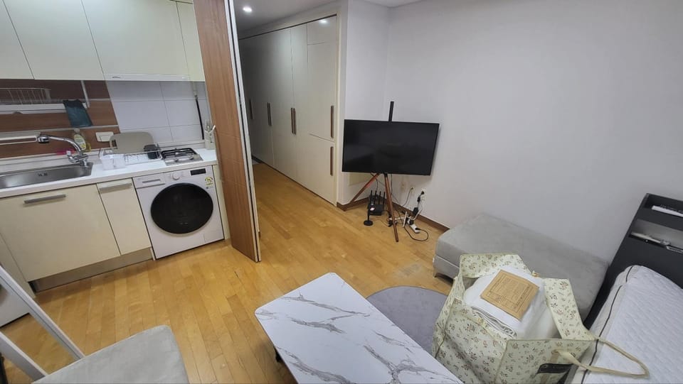 4-2323 #Gangnam Stn, 5-min #Yeoksam Stn, 3-min #OTT Apartment in Seoul
