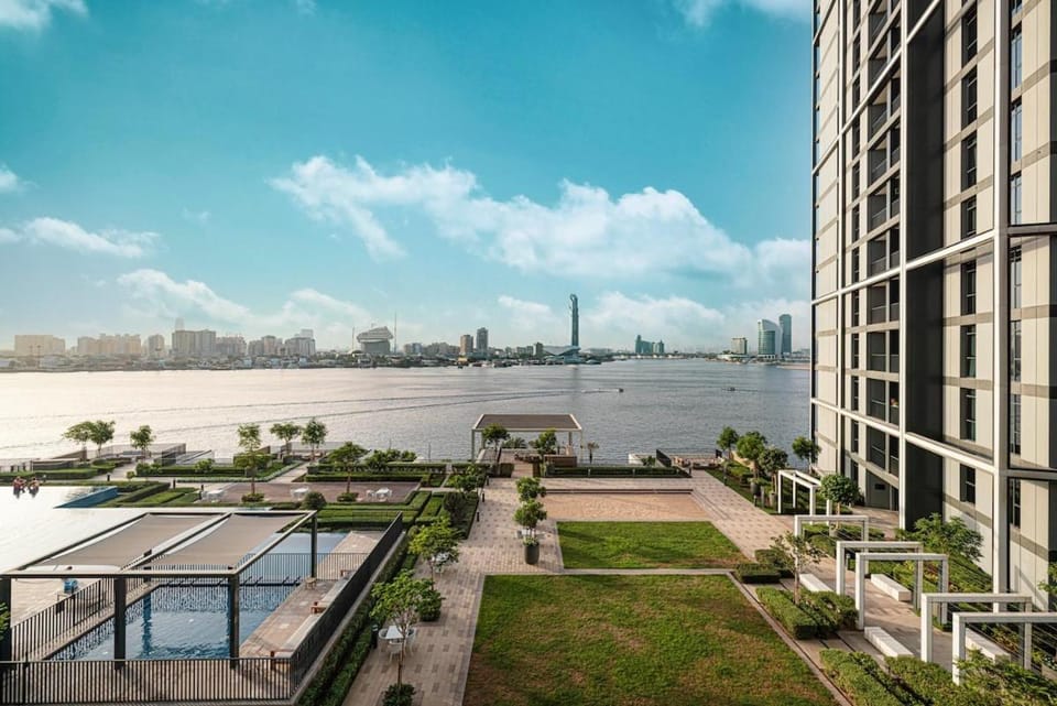 Spacious 2BR for Families Creek Harbour Sea views Apartment in Dubai