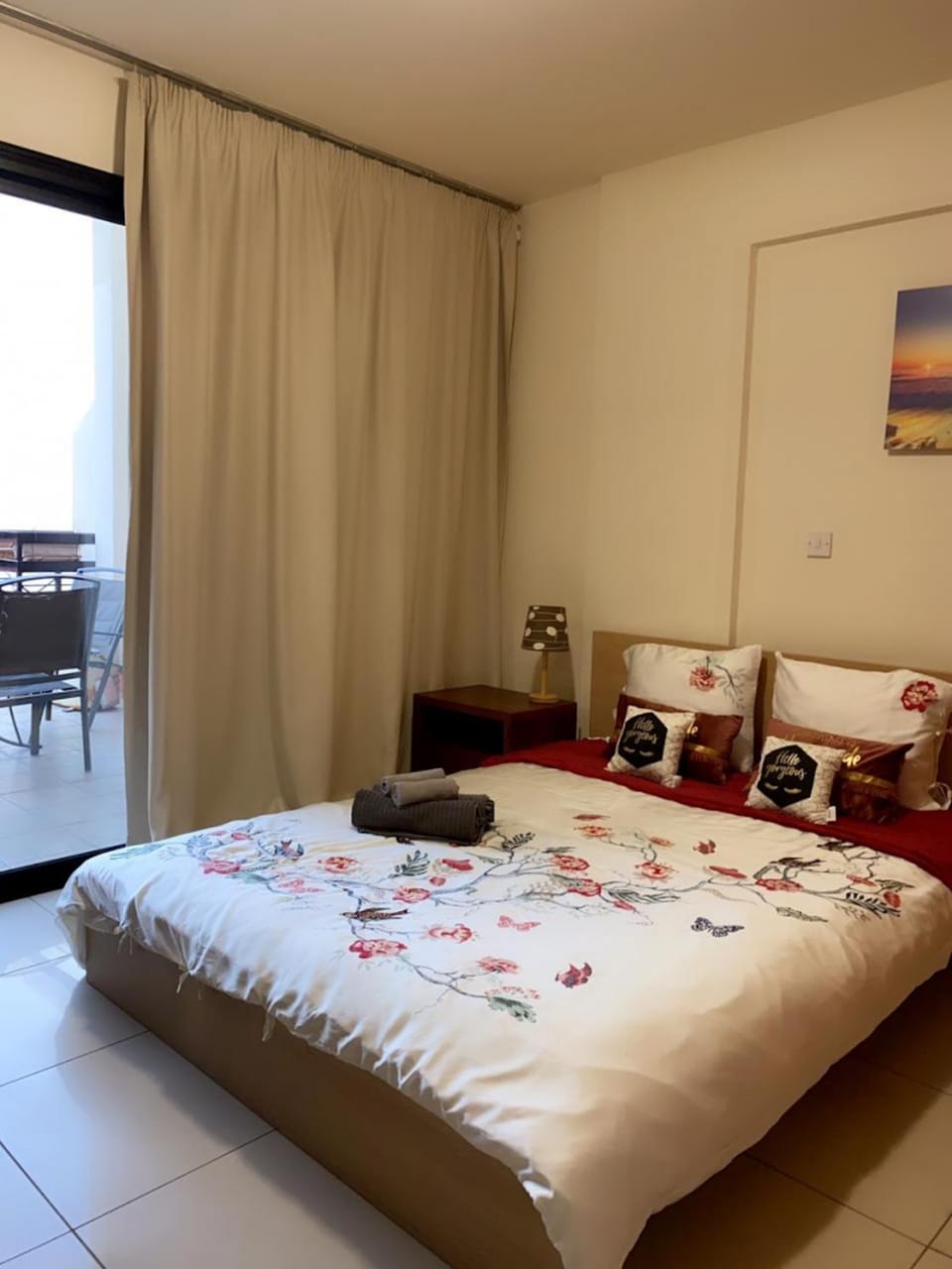 Bed, Seating area, Bedroom