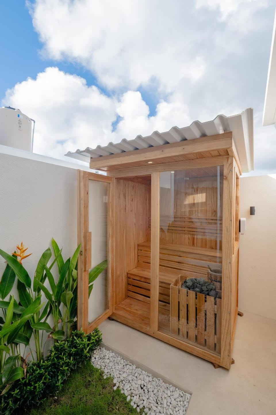 Nyaman lima Villas Villa in North Kuta