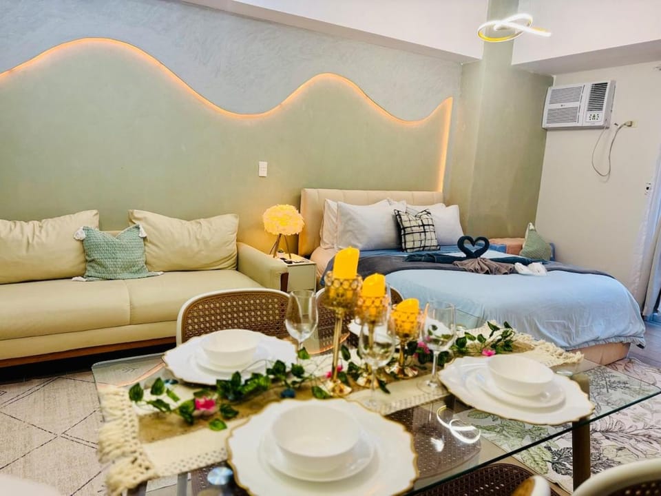 Venice Luxury Residences Studio with Balcony Pool and Netflix Near BGC Apartment in Makati