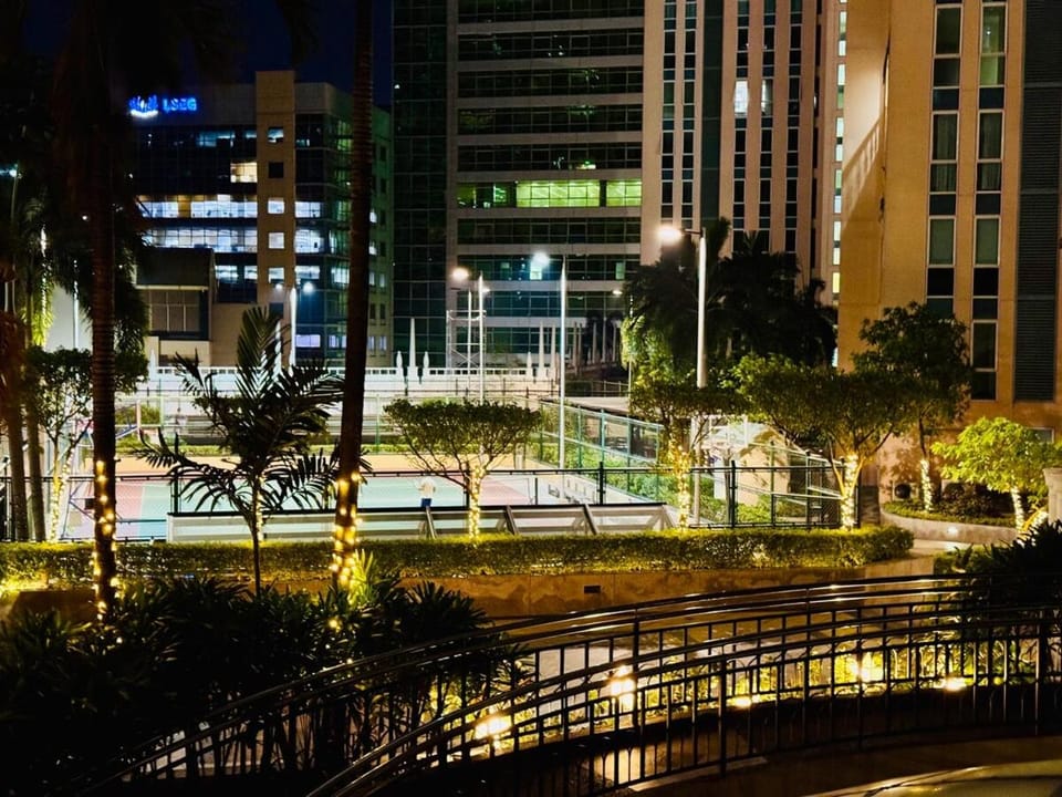 Venice Luxury Residences Studio with Balcony Pool and Netflix Near BGC Apartment in Makati