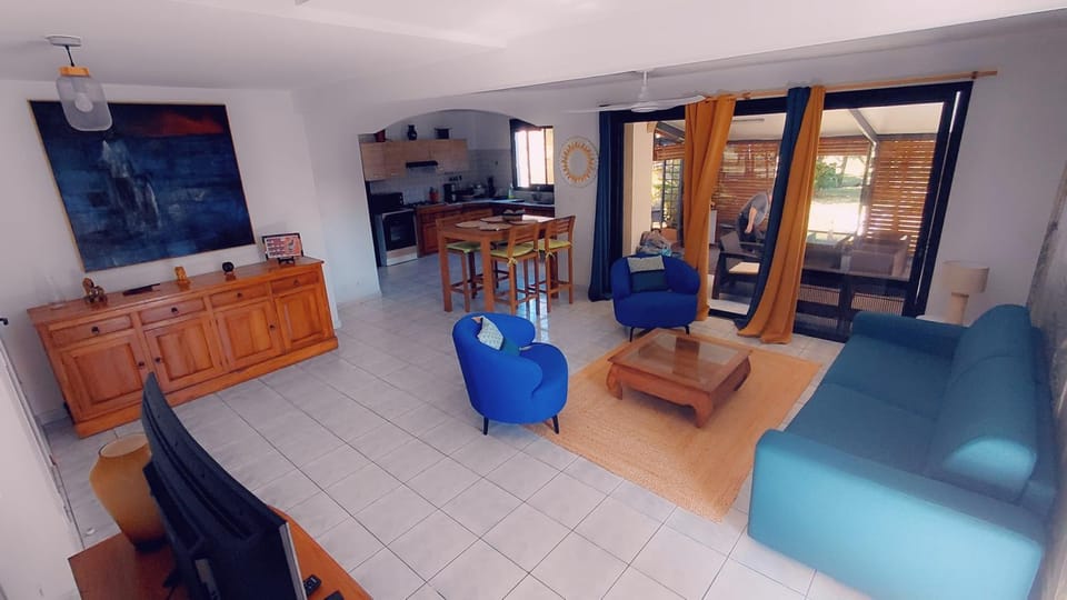 Aux Battants des Lames accès privé plage & vue océan Villa in Réunion