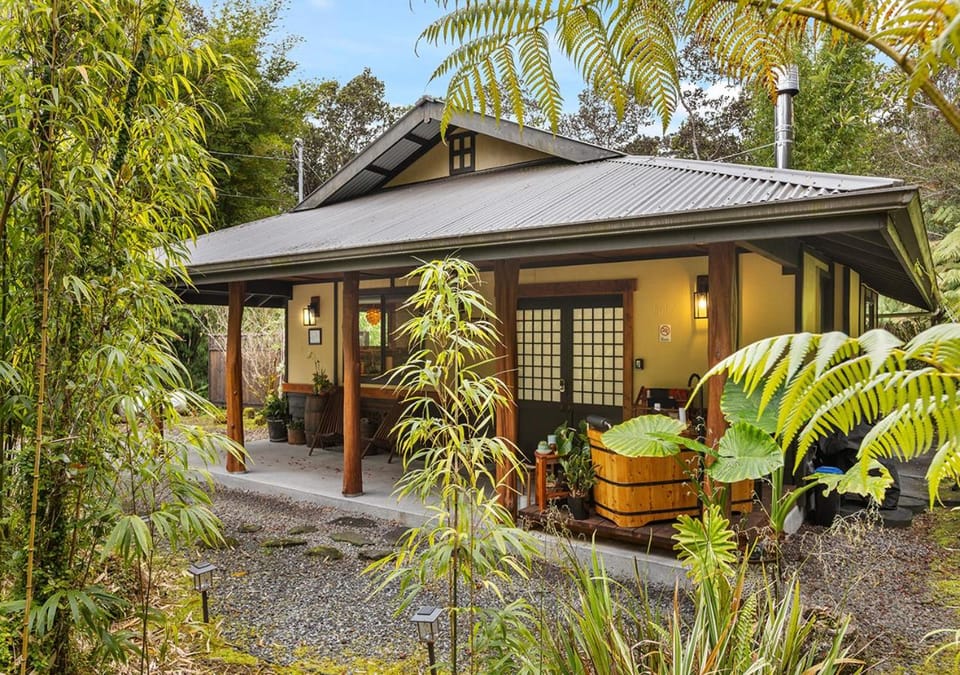 Property building, Natural landscape, Garden