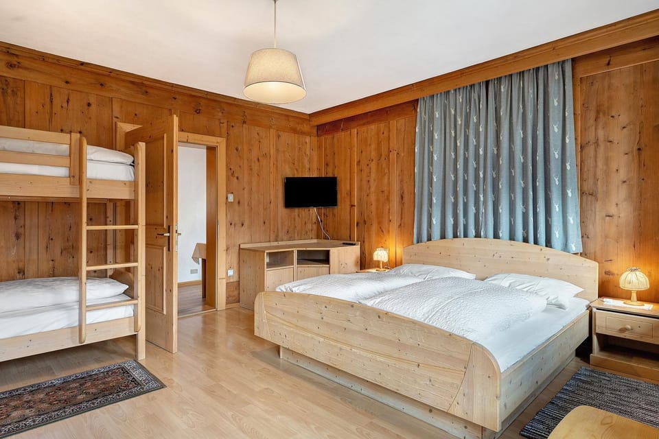 Property building, Living room, Bedroom