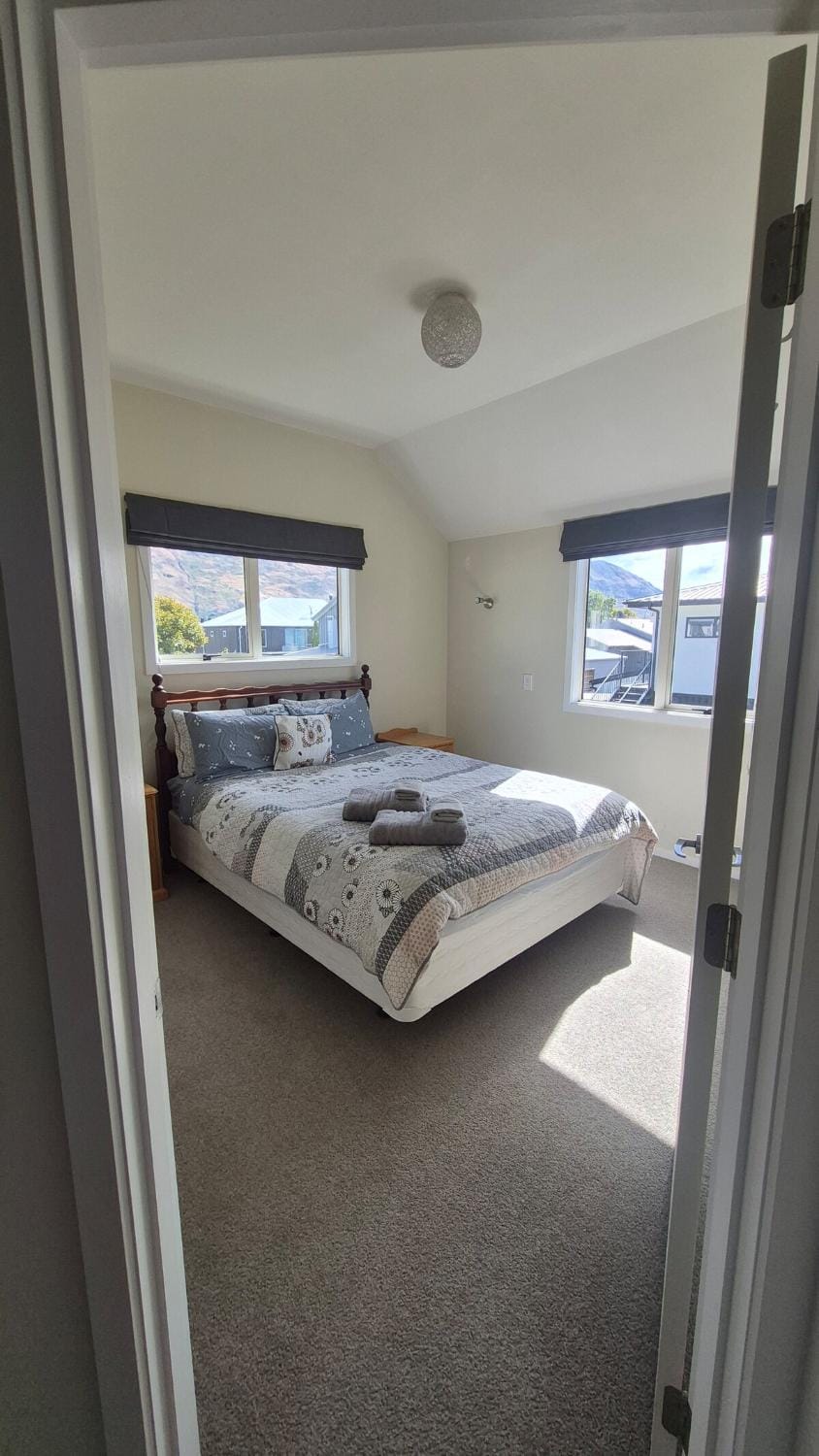 Cozy Escape House in Wanaka