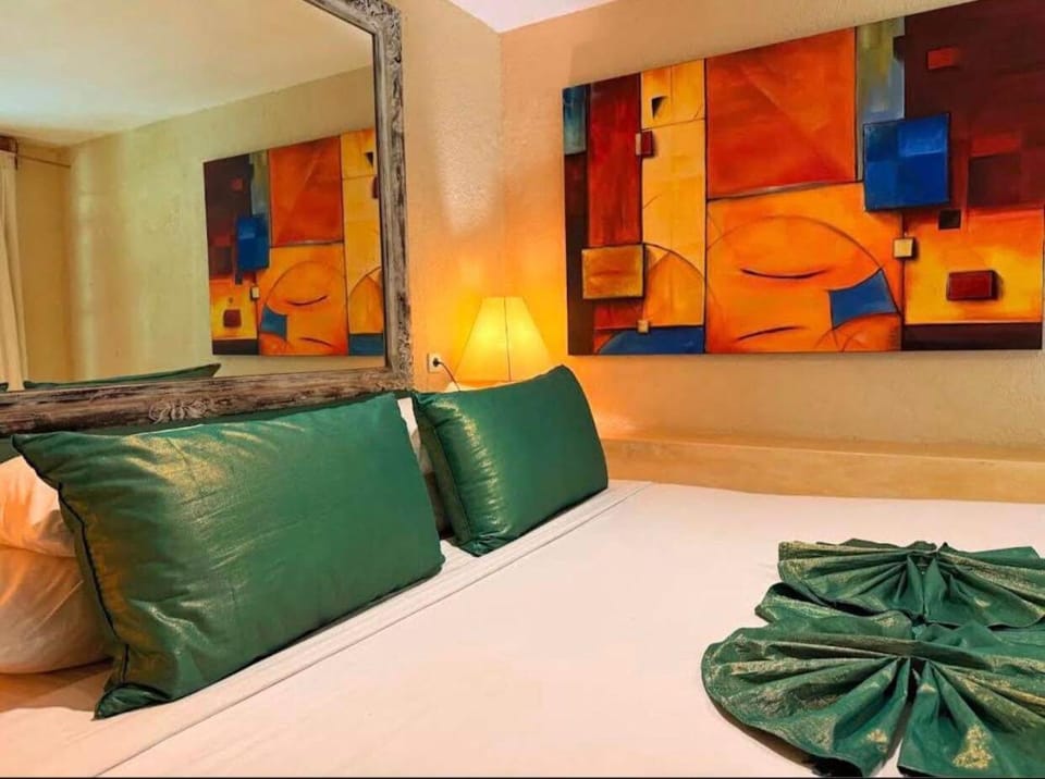 Villa dengan pemandangan kolam renang Apartment hotel in North Kuta