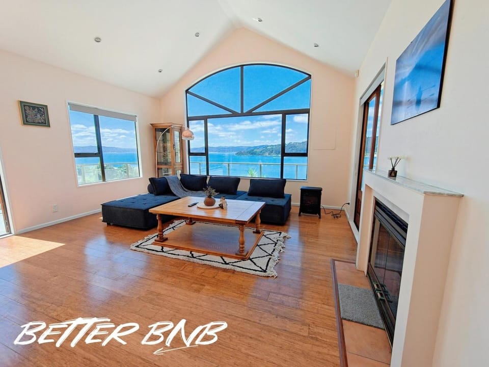 The Victoria Manor | Harbourview Residence House in Wellington