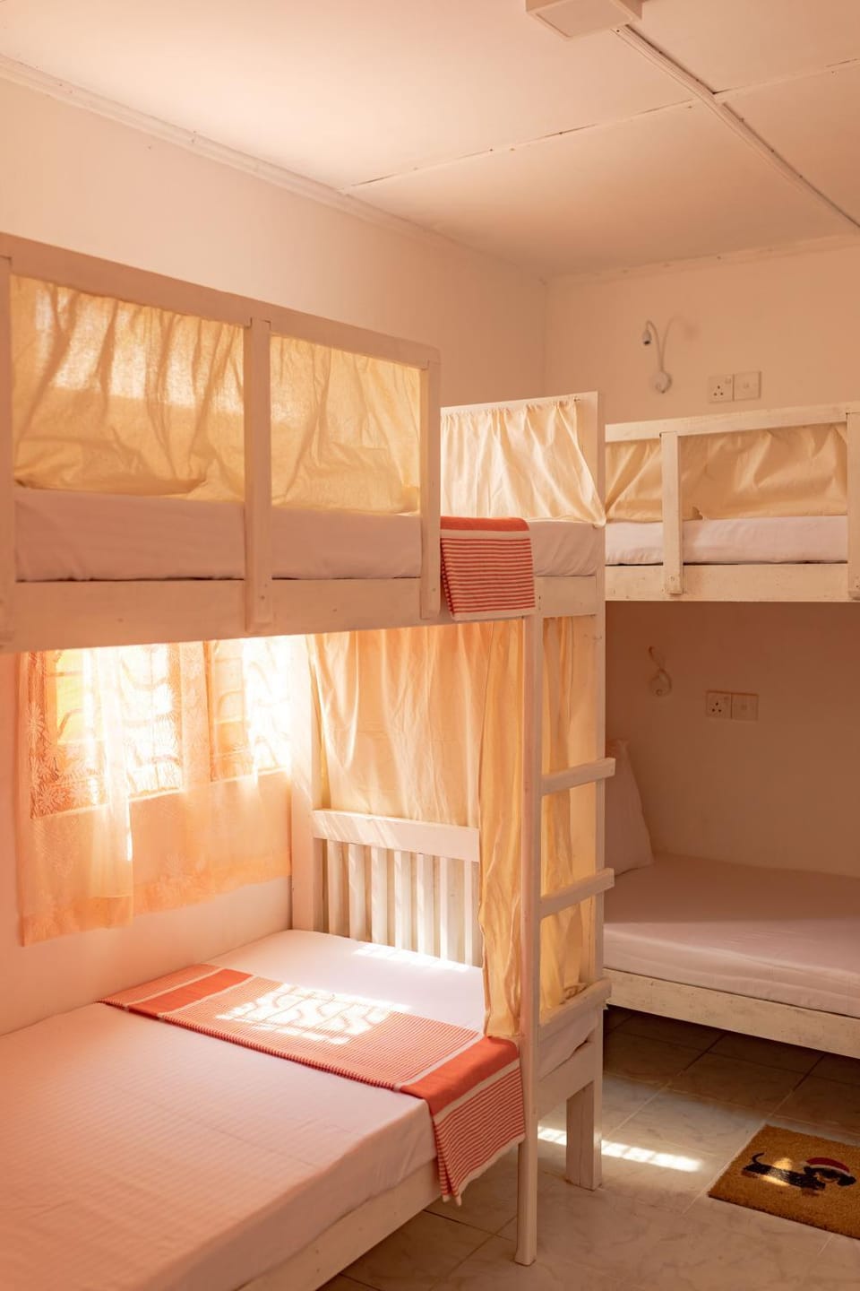 Bunks Ahangama Hostel in Ahangama