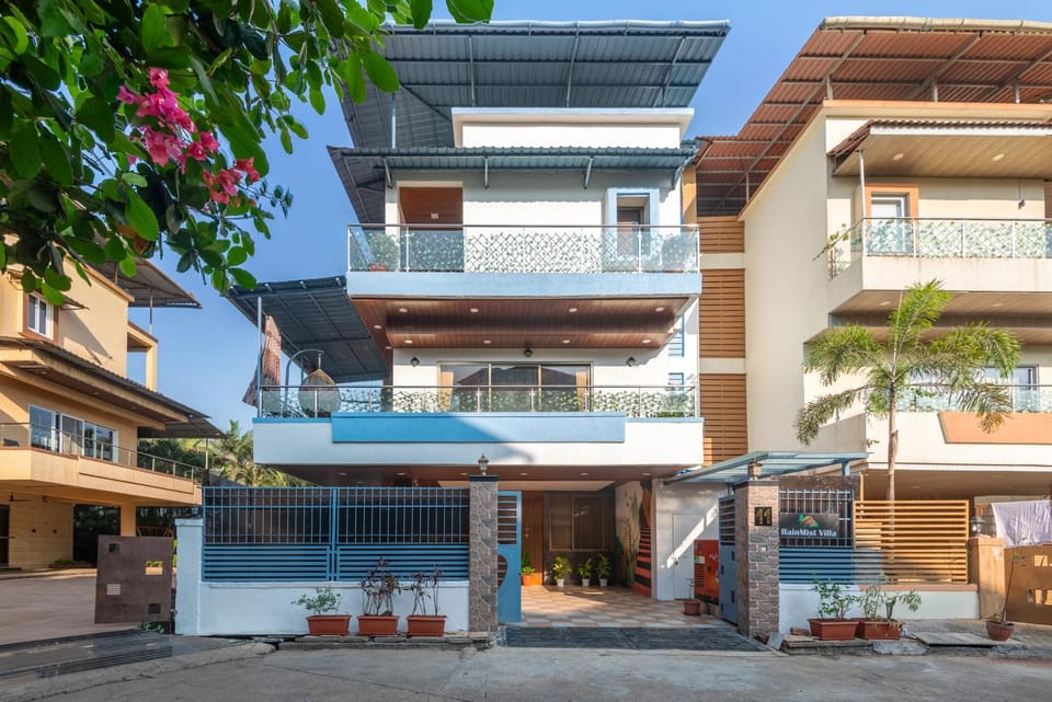 Alaya Stays, Rainmist 4-BHK Pet-Friendly Villla with Pool Villa in Lonavla
