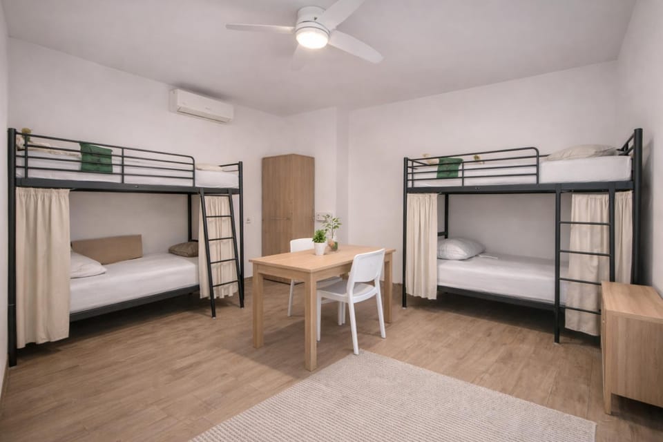 Parma Station Rooms Hostel in Parma