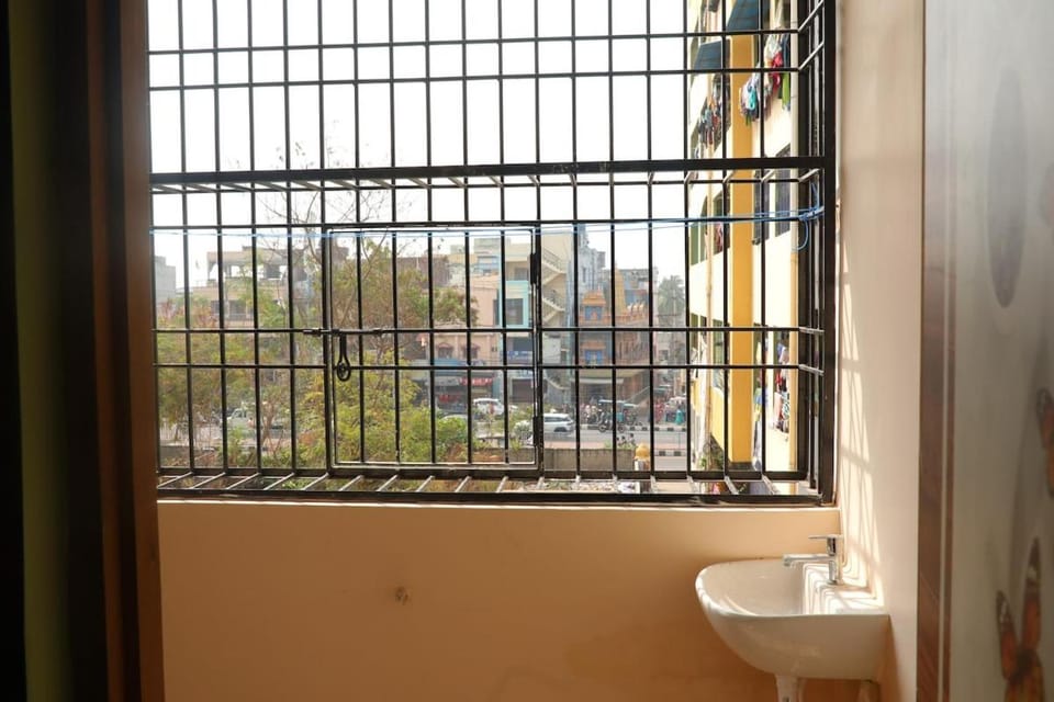 Comfortable 2BHK in the Heart of Vizag Apartment in Visakhapatnam