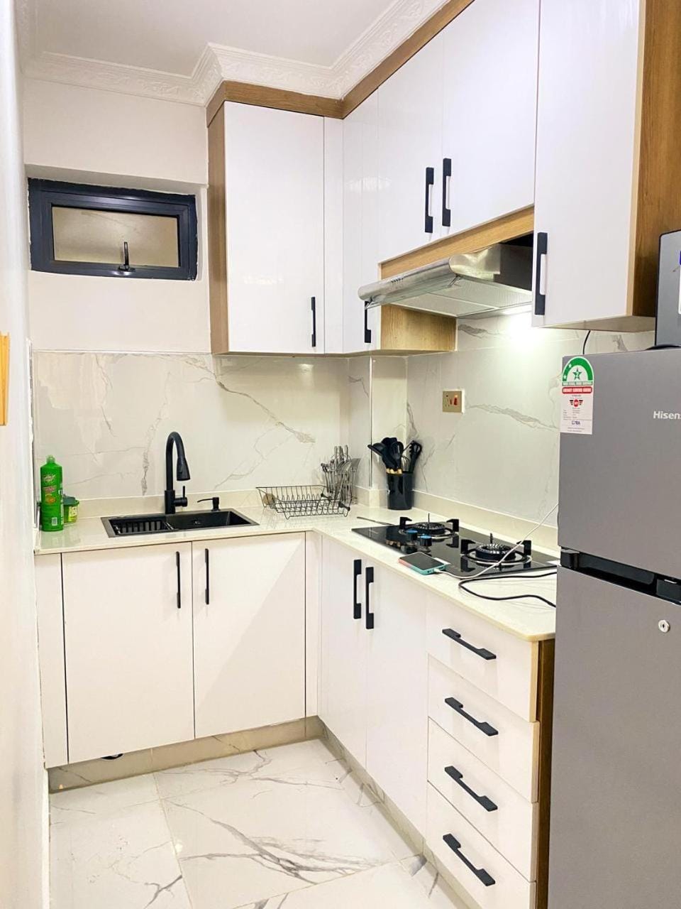 Royal essence apartment with swimming pool ,ample parking ,fully equipped gym, child playground and amazing scenic city view in kilimani Apartment in Nairobi