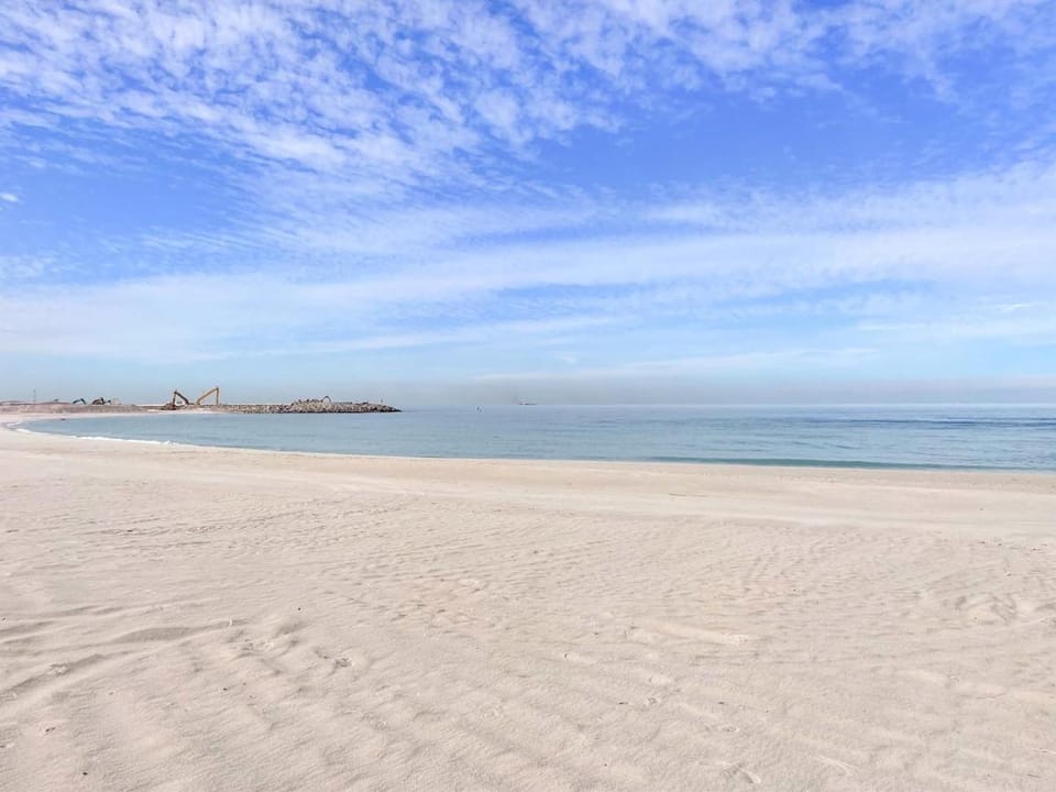 FIRST CLASS Studio Sea View Unwind in Style Apartment in Ras al Khaimah