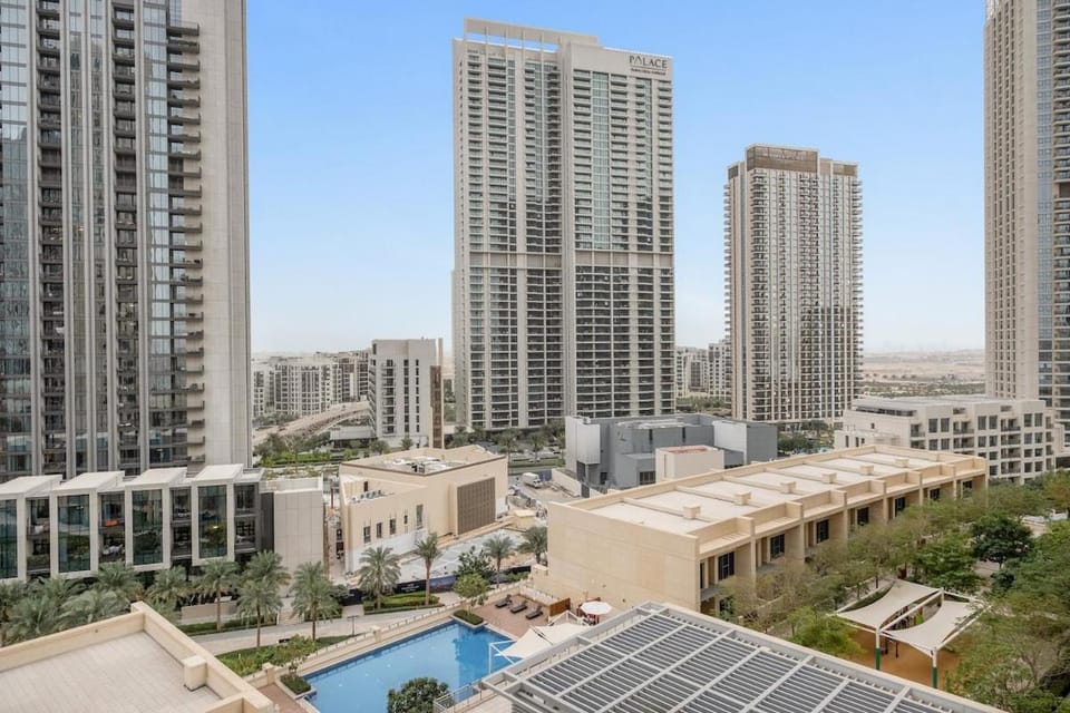 FIRST CLASS 2BR Spectacular Modern Living Apartment in Dubai