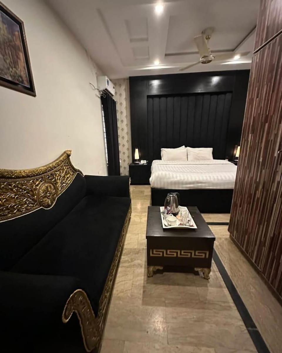 Al-Fateh Xpress Hotel Hotel in Lahore