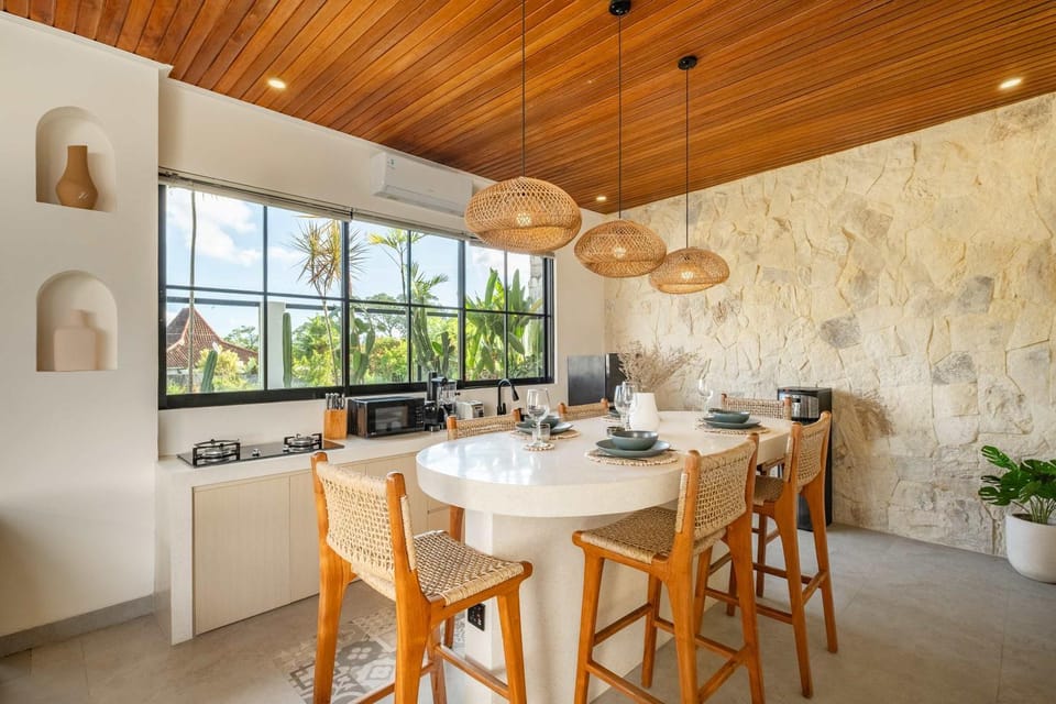 Stylish 2 BR Villa Retreat Modern Comfort Villa in North Kuta