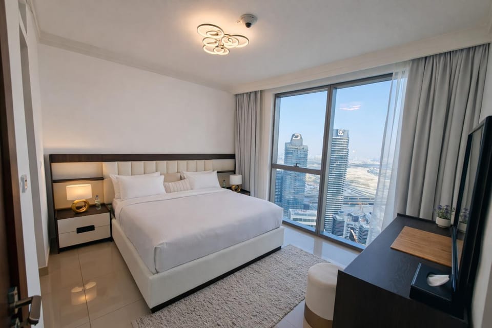 Communal lounge/ TV room, Bed, TV and multimedia, View (from property/room), Balcony/Terrace, Living room, Photo of the whole room, Seating area, Evening entertainment, Bedroom, hair dresser, towels