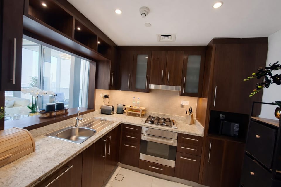 Kitchen or kitchenette, Dining area, dishwasher, minibar, oven, pet friendly, stove, toaster