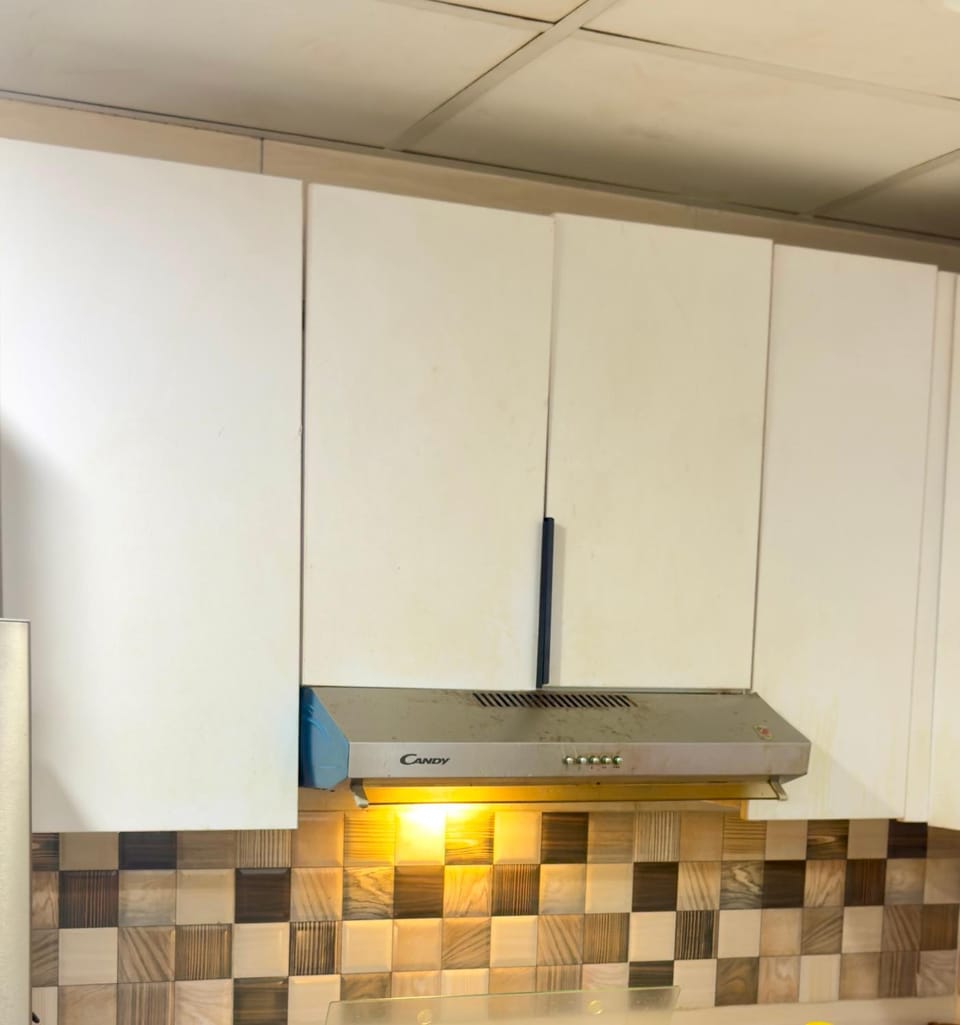 The Borderline Suite - Modern Sky View at Dubai-Sharjah Border Apartment in Al Sharjah