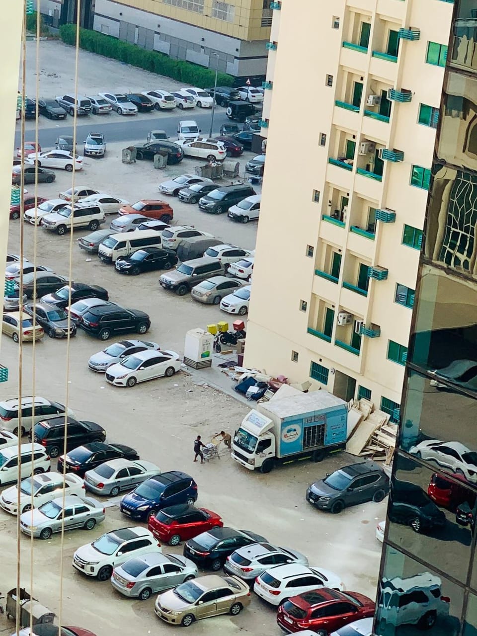 The Borderline Suite - Modern Sky View at Dubai-Sharjah Border Apartment in Al Sharjah