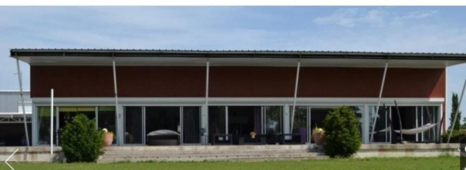 Property building, Balcony/Terrace