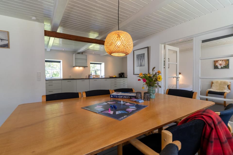 Dining area, pet friendly, pet friendly, kitchen