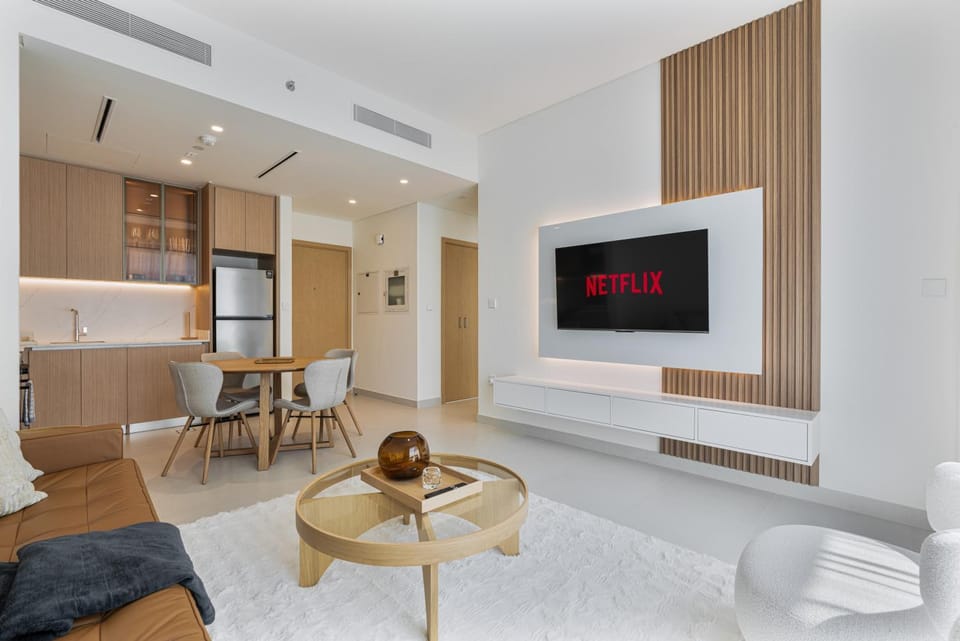 TV and multimedia, Living room, Dining area, kitchen
