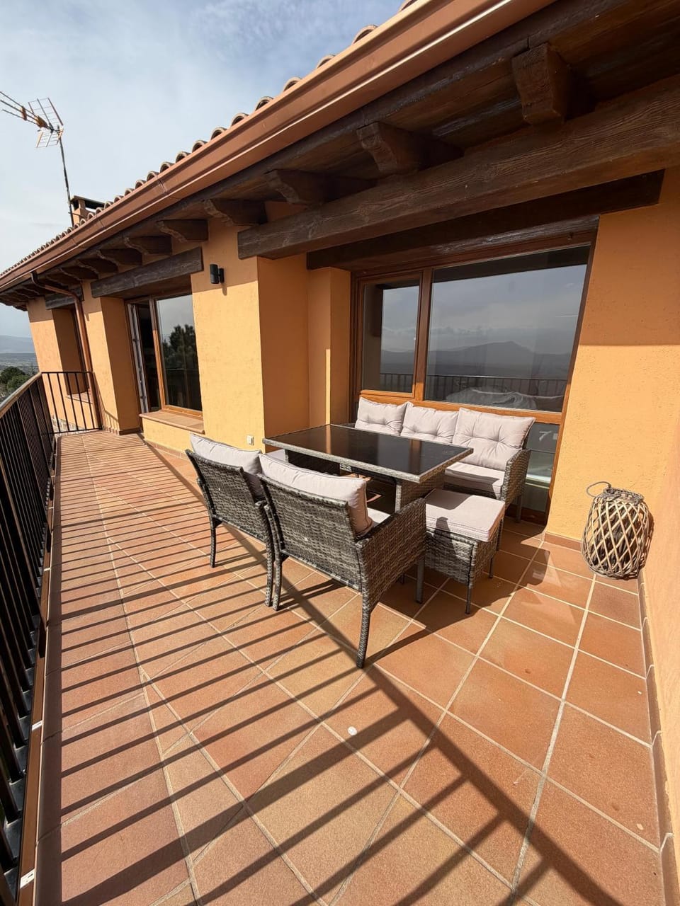 Off site, Balcony/Terrace