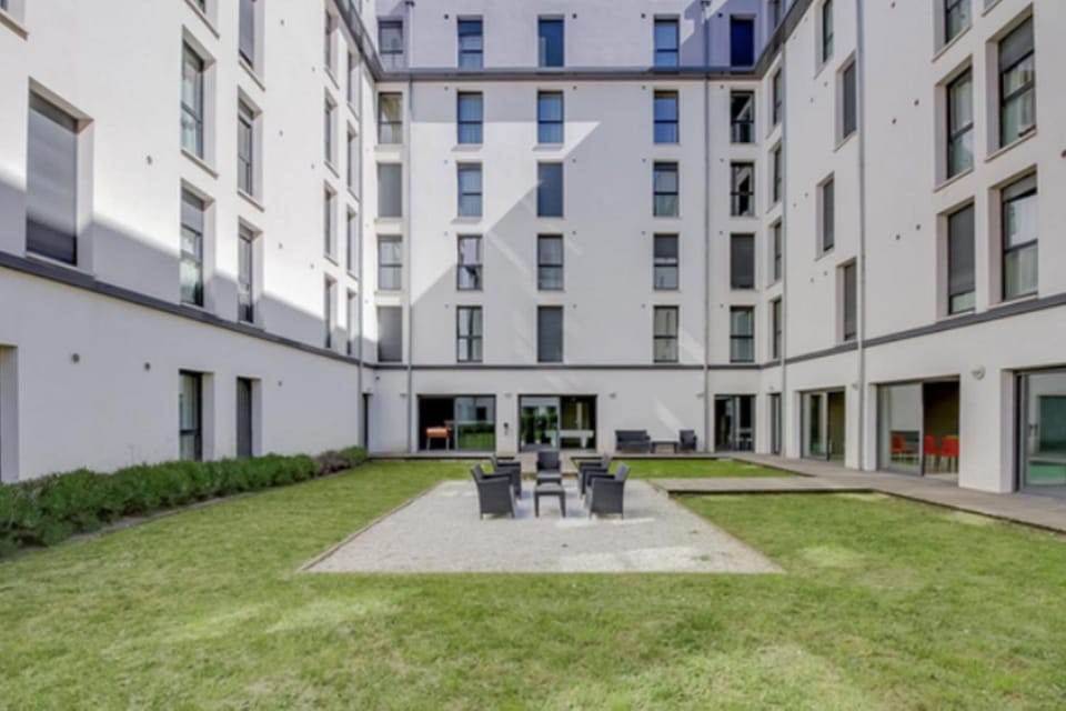 8 - L'Envol - Gare - Wifi Apartment in Toulouse