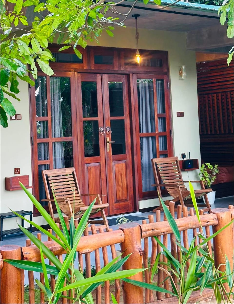 Property building, Garden, Living room, Seating area