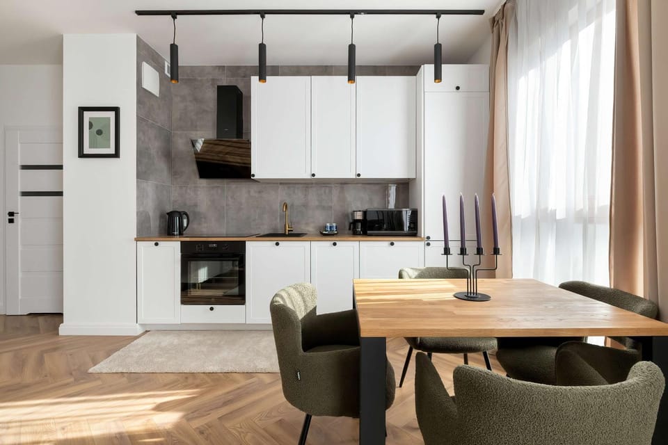 Kitchen or kitchenette, Living room, Seating area, Dining area, stove