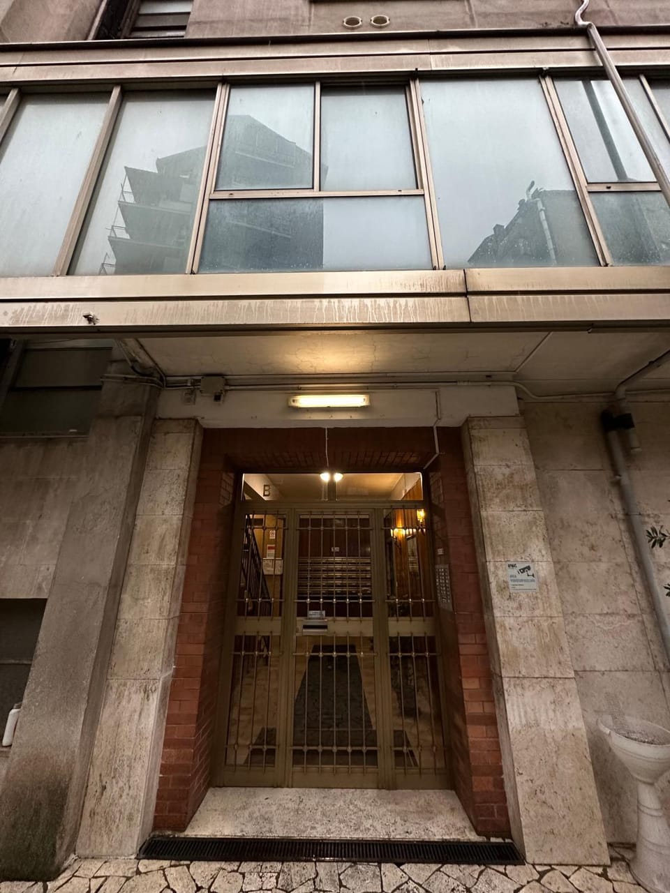 Facade/entrance