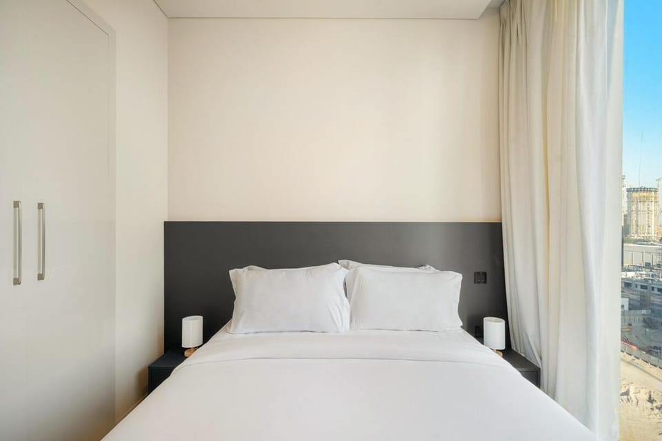 FIRST CLASS 2BR Modern Vibes Urban Luxury Apartment in Dubai
