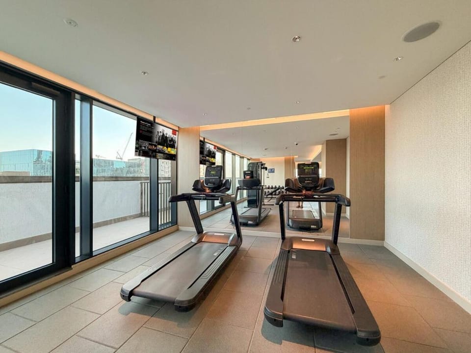 FIRST CLASS 2BR Modern Vibes Urban Luxury Apartment in Dubai