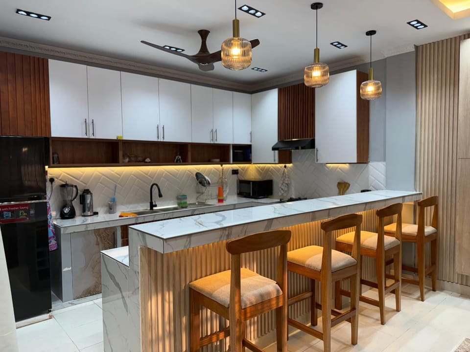 Dining area, Breakfast, kitchen