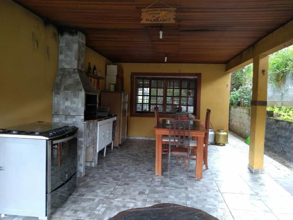 Chácara Bem Te Vi House in Cotia