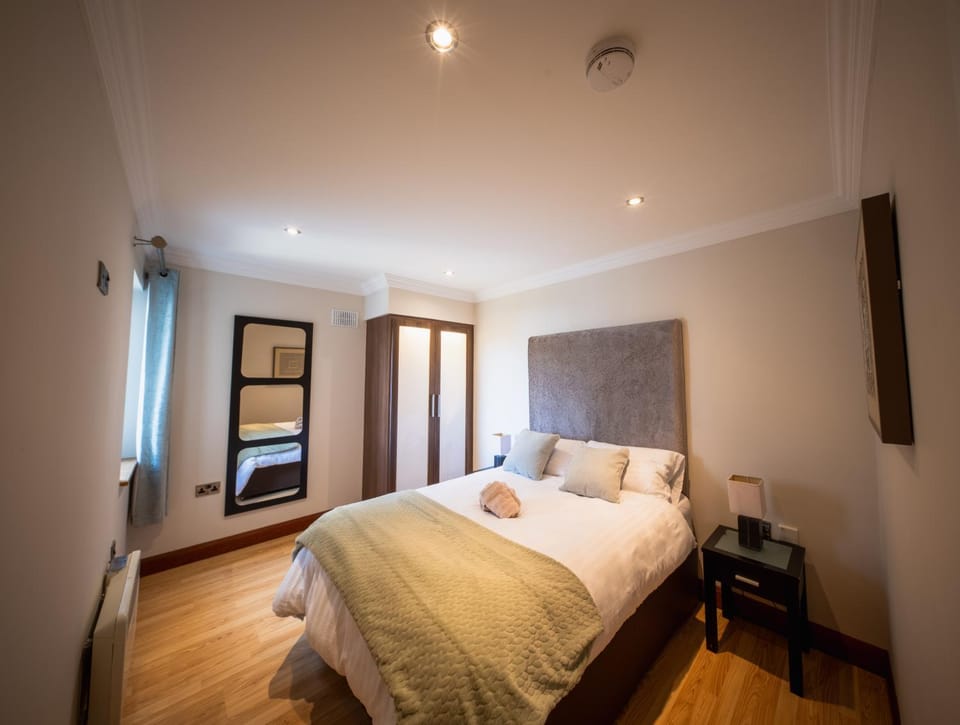 Seaside Heaven in Exclusive Neighbourhood Apartment in Galway