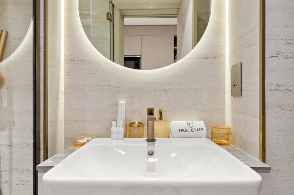 FIRST CLASS Studio Classy Comfort Pearl House Apartment in Dubai