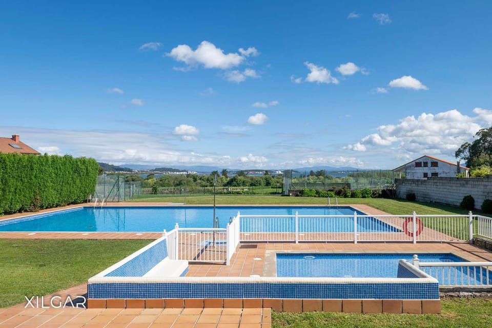 Day, Natural landscape, Pool view, Swimming pool