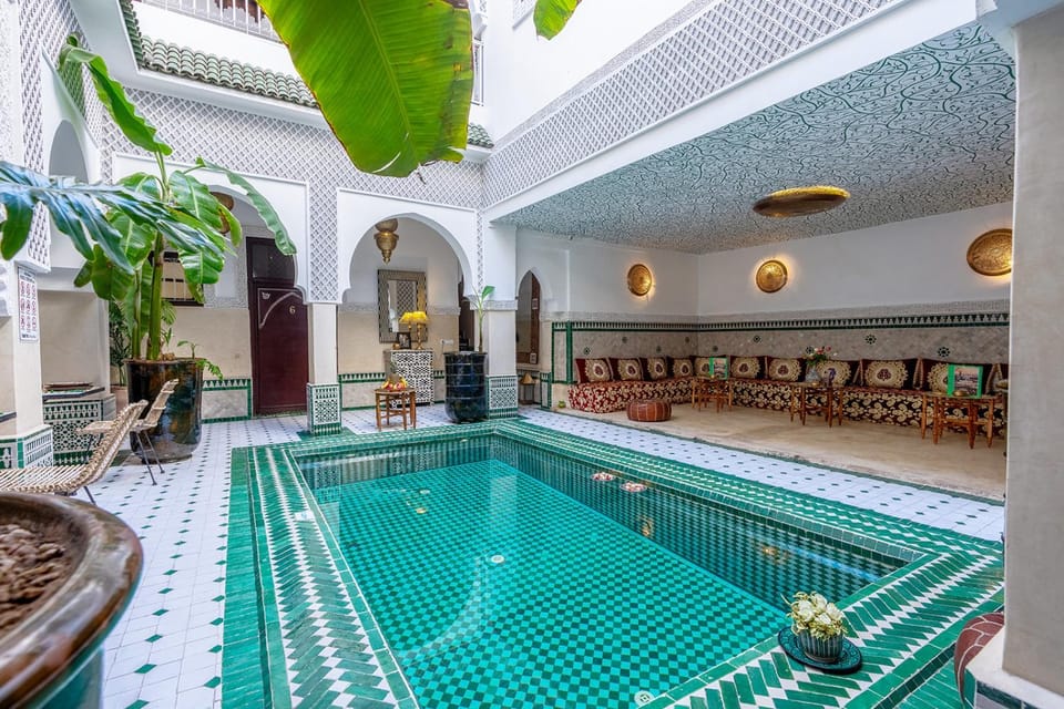 Property building, Swimming pool