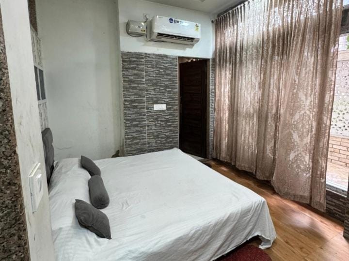 RSS Residency Vacation rental in Uttar Pradesh