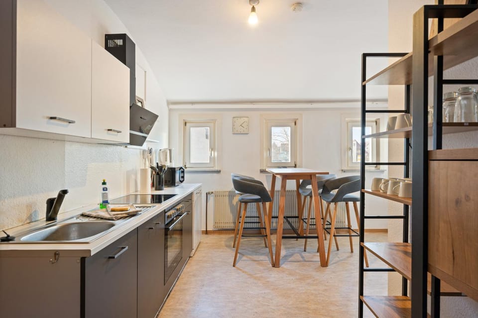 Kitchen or kitchenette, Communal kitchen, kitchen